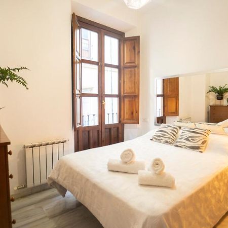 Bonito Y Acogedor Apartamento Pleno Centro Junto Catedral グラナダ エクステリア 写真